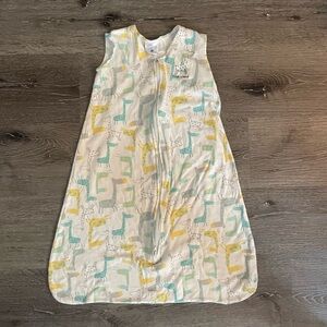 Halo SleepSack Giraffe Print Gender Neutral